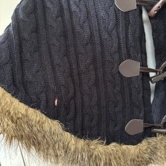 Shake Shakeファー付きニットの画像