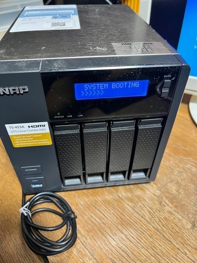 パソコン Qnap TS-453A