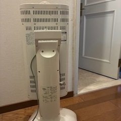 🌹電気ヒーター　ダイキン　遠赤外線ヒーター🌹　の画像
