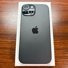 iPhone 15 ブラック 本体 128GB 化粧箱・ケース・ケーブル付きの画像