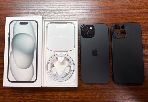 iPhone 15 ブラック 本体 128GB 化粧箱・ケース・ケーブル付き (げん