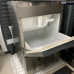 大和冷機工業の業務用製氷機　47kgの画像