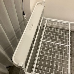 【引取り限定】ニトリ　シングルベッド　白の画像