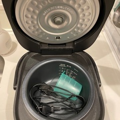 炊飯器の画像