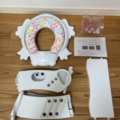 カエルのふかふか ステップ式トイレトレーナー 補助便座 トイレトレーニングの画像