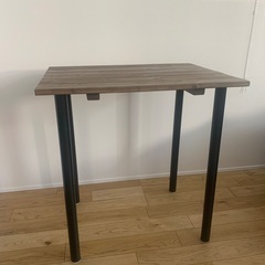 【超急募】ハンドメイド天然木テーブル 70×53cm／花瓶付き／即日OKの画像