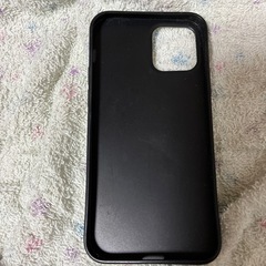 (受け渡し者決定済み！)アイホン12スマホケースｍ&m’s差し上げます！の画像