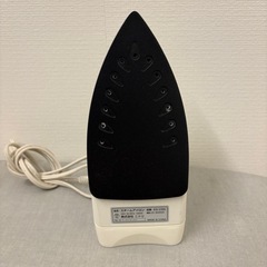 ニトリ アイロン×アイロン台の画像