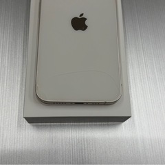 iPhone13 256GB スターライトおまけ付　SIMフリー　背面ガラス割の画像