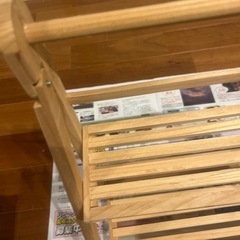 未使用？中古？木製の2段ラックの画像