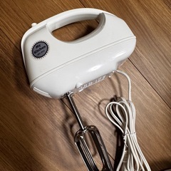 【ハンドミキサー】白色　Matsuden  5段階切り替え　収納ケースありの画像