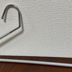 【ニトリ】すべりにくいスラックスハンガー　ラミー　グレー　15本の画像