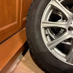 スタッドレスタイヤ　４本　  の画像