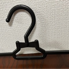 ハンガー　ブラック　黒　スカート・スラックス用　5本の画像