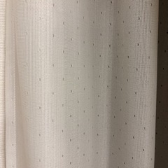 ニトリ ドット遮光カーテン(レースカーテン付き)の画像