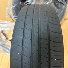 ヴォクシー  タイヤのみ2本の画像