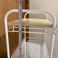 隙間だなの画像