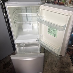 Panasonic 冷蔵庫（NR-B149W-S）2017年製の画像