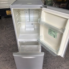 Panasonic 冷蔵庫（NR-B149W-S）2017年製の画像