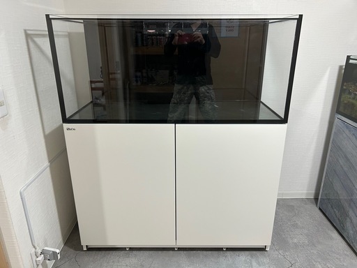 ☆残り1台☆ 《RedSea　Reefer 350　G2＋　White》オーバーフロー水槽　海水魚、サンゴ水槽に