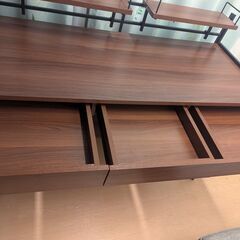 組立済　パソコンデスクの画像