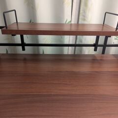 組立済　パソコンデスクの画像