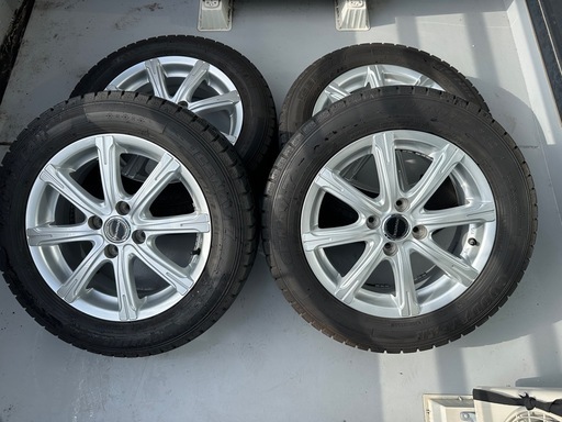 スペイド等のコンパクトカーに 15インチスタッドレス4本セットアルミ付き