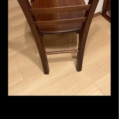 イタリア製ダイニング椅子の画像