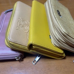 財布４個セットの画像