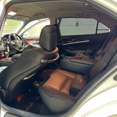 トヨタクラウンマジェスタ210 ハイブリット 3.5L Fバージョンの画像