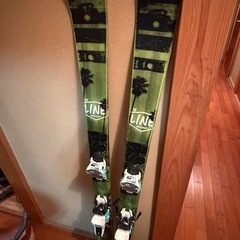 THE LINEスキー板の画像