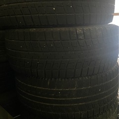 スタッドレスタイヤ 4本　17インチの画像