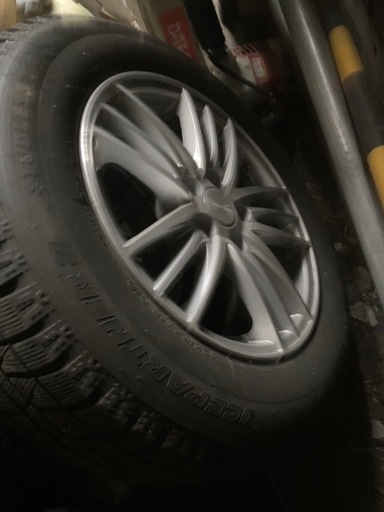 プリウス スタッドレスタイヤホイール4本セット