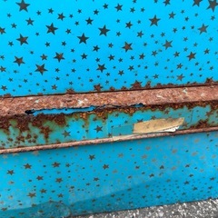 ブリキ？スチール？衣装箱の画像