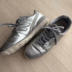 ニューバランスWR996 シルバー24.5 レディースの画像