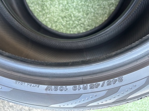 2024年式☆超バリ山.極上イボ残り☆ヨコハマブルーアース RV03☆245/45R19 ☆ 2本