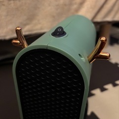 電気ヒーター セラミックファンヒーター 小型暖房器の画像