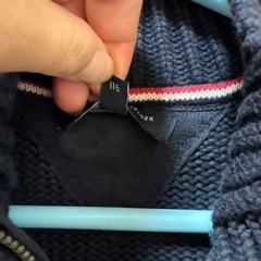 トミーヒルフィガー　ニット　アウター　110〜120の画像