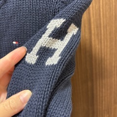 トミーヒルフィガー　ニット　アウター　110〜120の画像