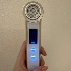 YA-MAN 美顔器の画像