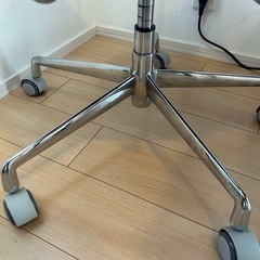 ロウヤ ラタン椅子の画像