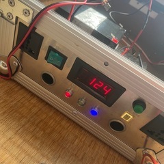 ポータブル　ソーラー発電機　鉛蓄電池　ジャンクでの画像