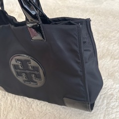 トリーバーチ　バック　ブラックの画像
