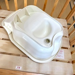 【美品】【美品】西松屋 リッチェル ベビーバス ミッフィの画像