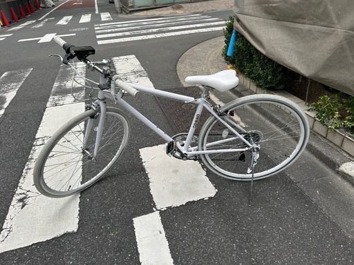 クロスバイク　ホワイト　浜町