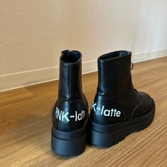 ブーツ　22cmの画像