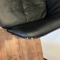 デスクチェア　高さ調節可能の画像