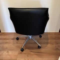 デスクチェア　高さ調節可能の画像