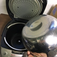 炊飯器の画像