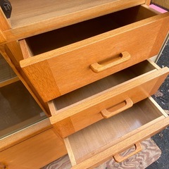 水屋箪笥　食器棚　使用感ありの画像